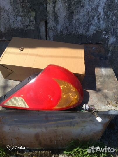 Фонарь правый задний киа спектра