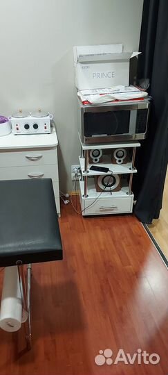 Студия красоты с оборудованием и расходниками