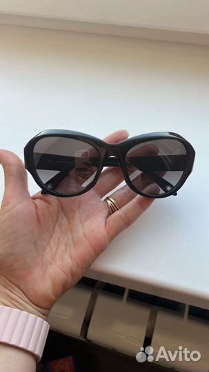 Солнцезащитные очки женские Armani