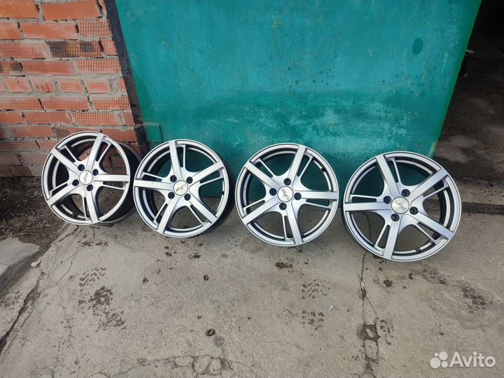 Комплект дисков 4/100 R15