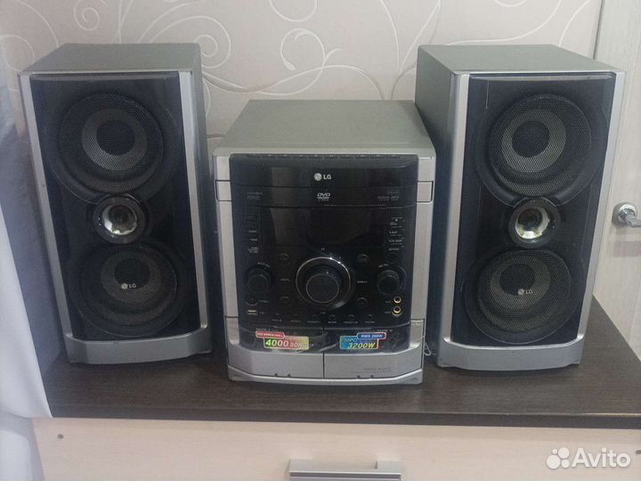 Музыкальный центр lg