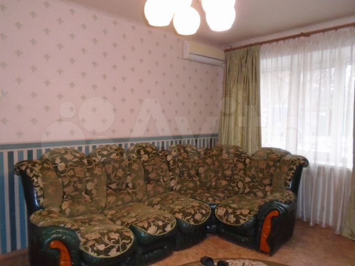 3-к. квартира, 54 м², 1/6 эт.