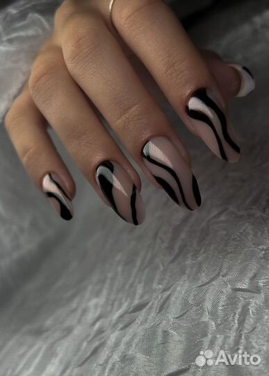 Маникюр, гель-лак, наращивание ногтей