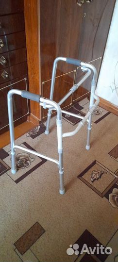 Ходунки для взрослых