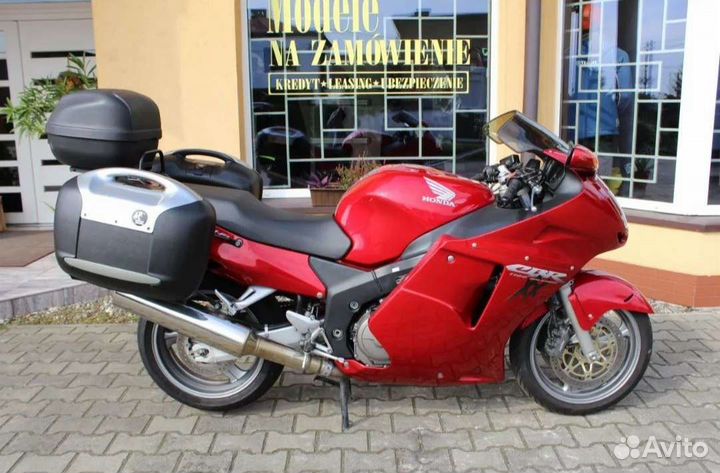 Honda cbr1100xx blackbird по запчастям