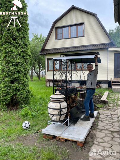 Мангал с крышей