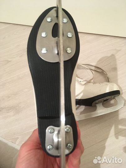 Коньки фигурные детские 33размер