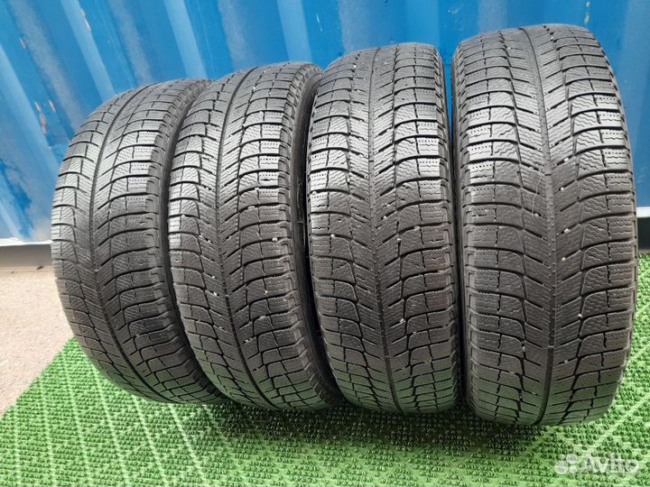 Michelin X-Ice 215/60 R16 116H