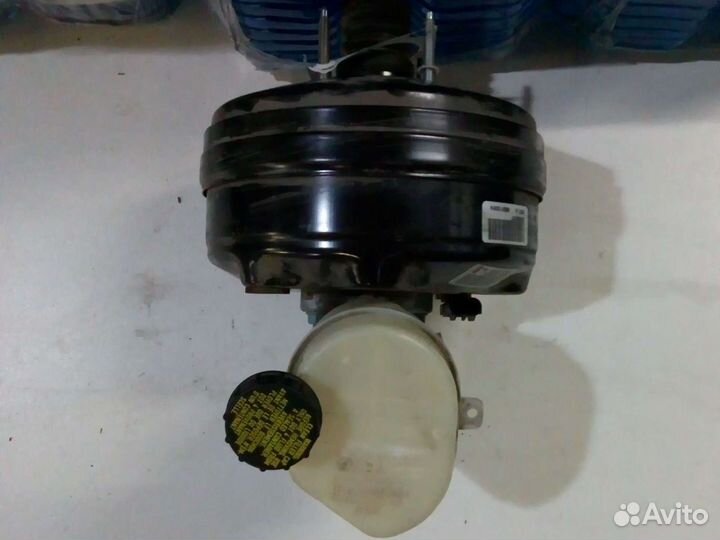 Главный тормозной цилиндр Форд Мустанг