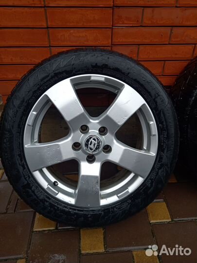 Литые диски r17 5x114 3 с резиной зимней