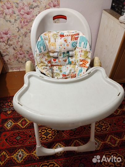 Стульчик для кормления
