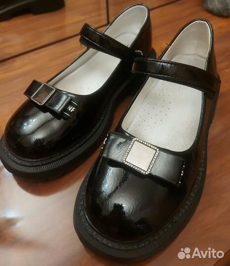 Туфли для девочки 35 размер