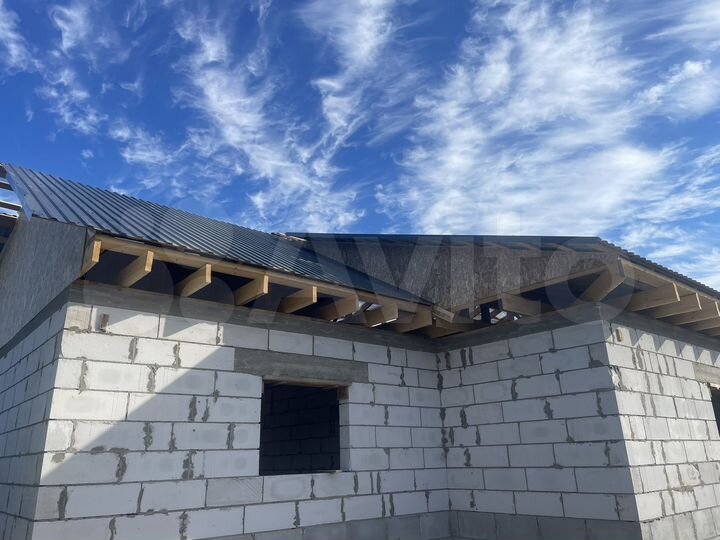 Дом 180 м² на участке 6 сот.