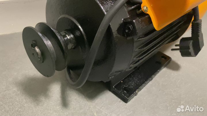 Электродвигатель 2.2 кВт 220В