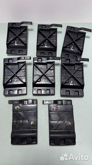 Кронштейн переднего бампера Mercedes Benz w202