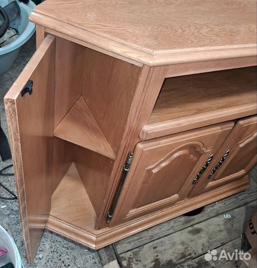 Уголок из массива дерева