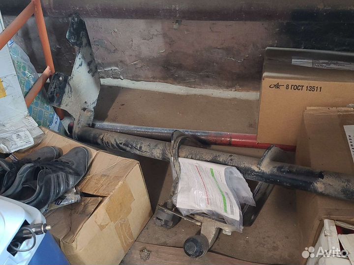 Фаркоп на toyota Hilux