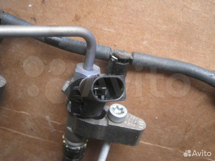 Форсунка топливная Mercedes ML / GLE A6510702987