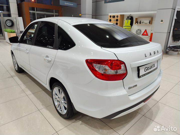 LADA Granta 1.6 МТ, 2023