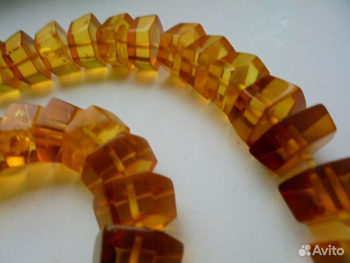 Янтарь природный коньячный с инклюзом Бусы 65 см