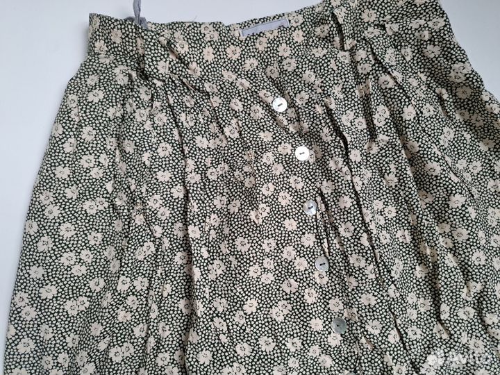 Винтажная юбка длины миди в цветочек