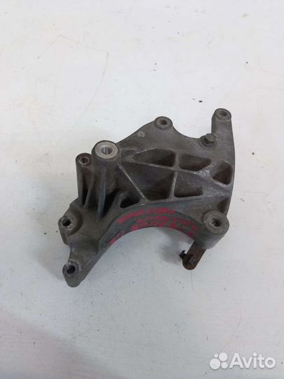 Кронштейн гидроусилителя Mitsubishi Lancer 10