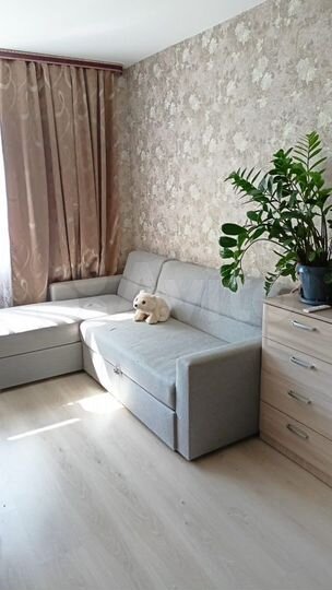 1-к. квартира, 42 м², 1/9 эт.