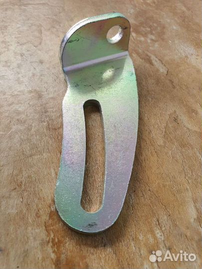 Верхнее Крепление Генератора Ваз Нива 214