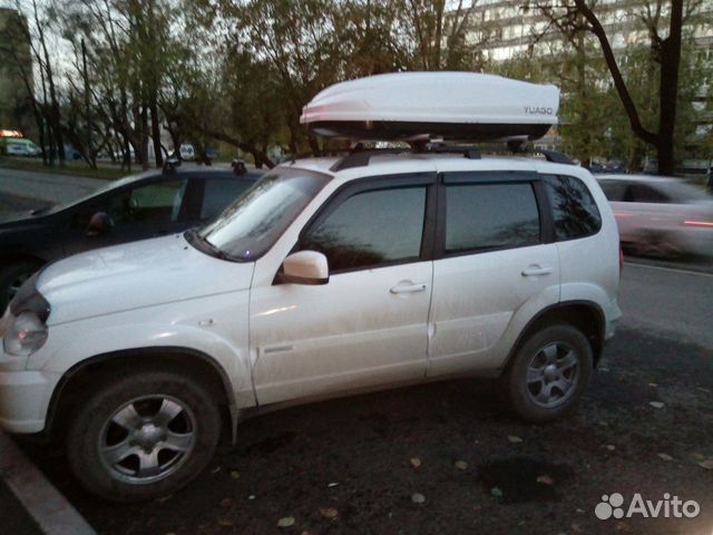 Автобокс багажник на крышу Chevrolet Niva белый 46