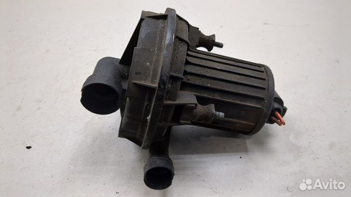 Нагнетатель воздуха Audi A8 (D3), 2005