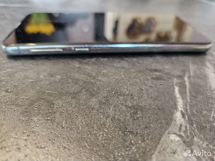 Samsung Galaxy S10, 6/128 ГБ