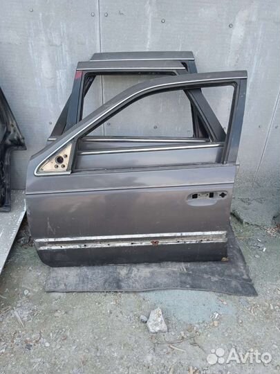 Дверь передняя левая Ford Taurus 1 Форд Таурус 1