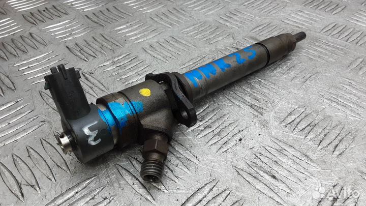 Форсунка топливная Volvo XC90 2004 0445110078