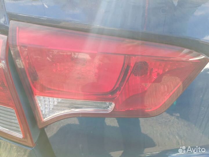 Фонари крышки багажника KIA RIO 3 рестайл 15-17г