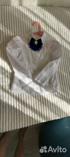 Блузки за 4шт для школы 122