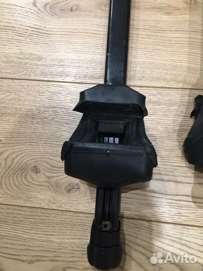 Багажник на крышу упоры Thule 755, дуги Thule 762