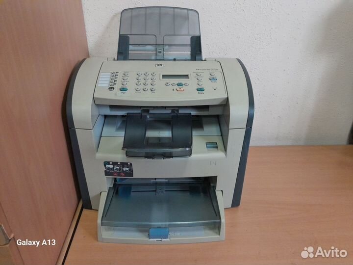 Лазерный принтер HP LJ 3050