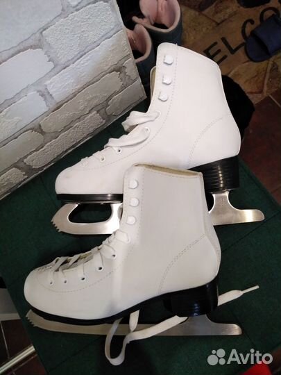 Коньки 35размер