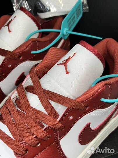 Nike Air Jordan 1 Low Team Red Оригинал