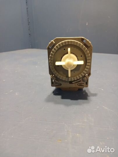 Сливной насос Zigmund Shtain B25-AL004