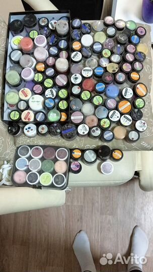 Акриловая пудра для наращивания ногтей