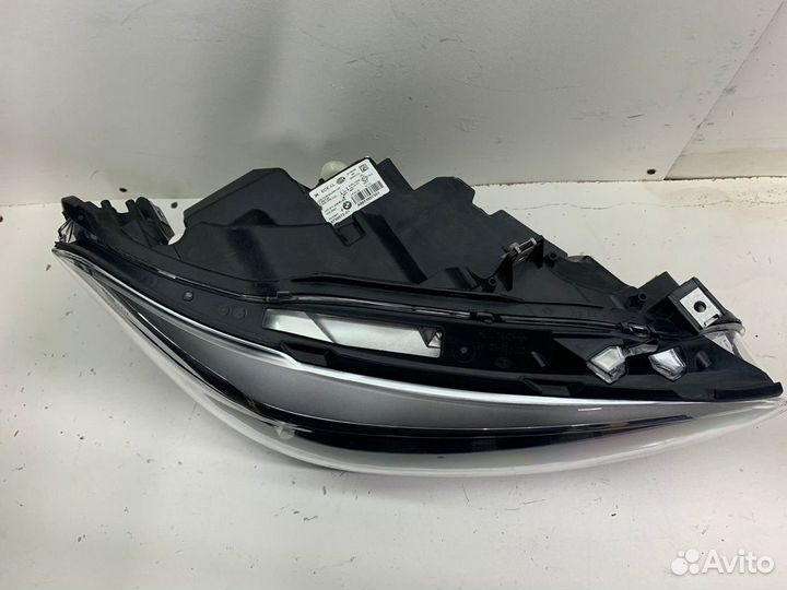 Фара BMW 1 серии F20 Рест (правая) чёрная маска
