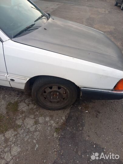 Ауди 100 по запчастям 1.8