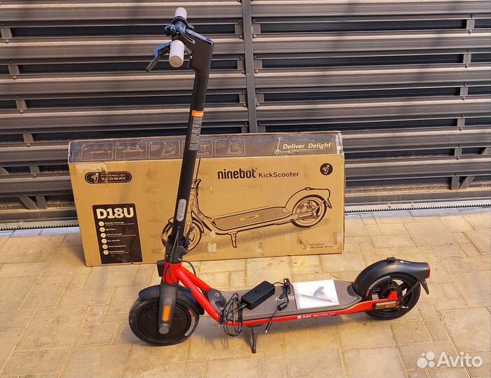 Электросамокат Ninebot Kickscooter D18U