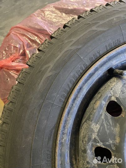 R15 Yokohama 104ZR 195/65, PCD 4x100 DIA 10