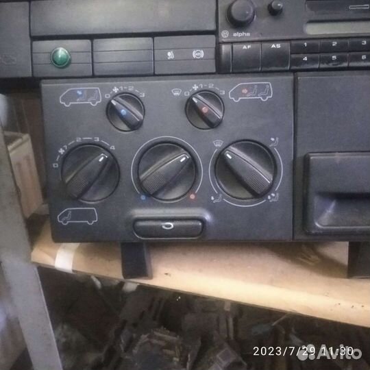 Регулятор печки на Фольксваген т4