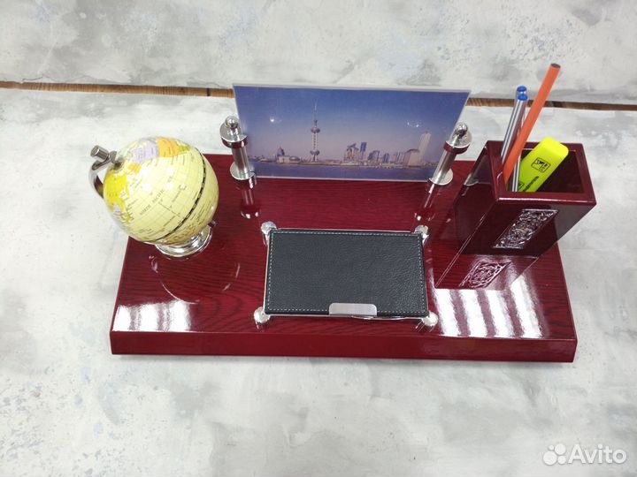 Набор настольный с глобусом и карандашницей