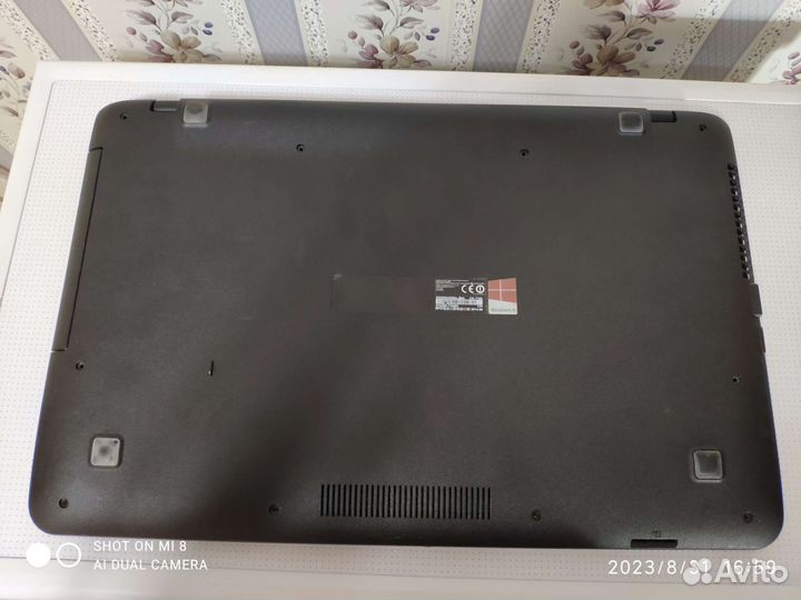 Ноутбук asus R752M