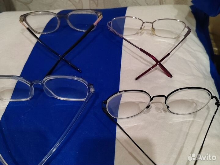 Очки с диоптриями минус