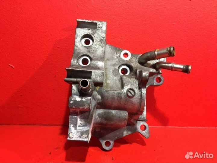 Фланец системы охлаждения Renault Scenic 3 M4R 711